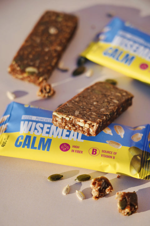 WISEMEAL Fiber Boost Energy Bar with seeds